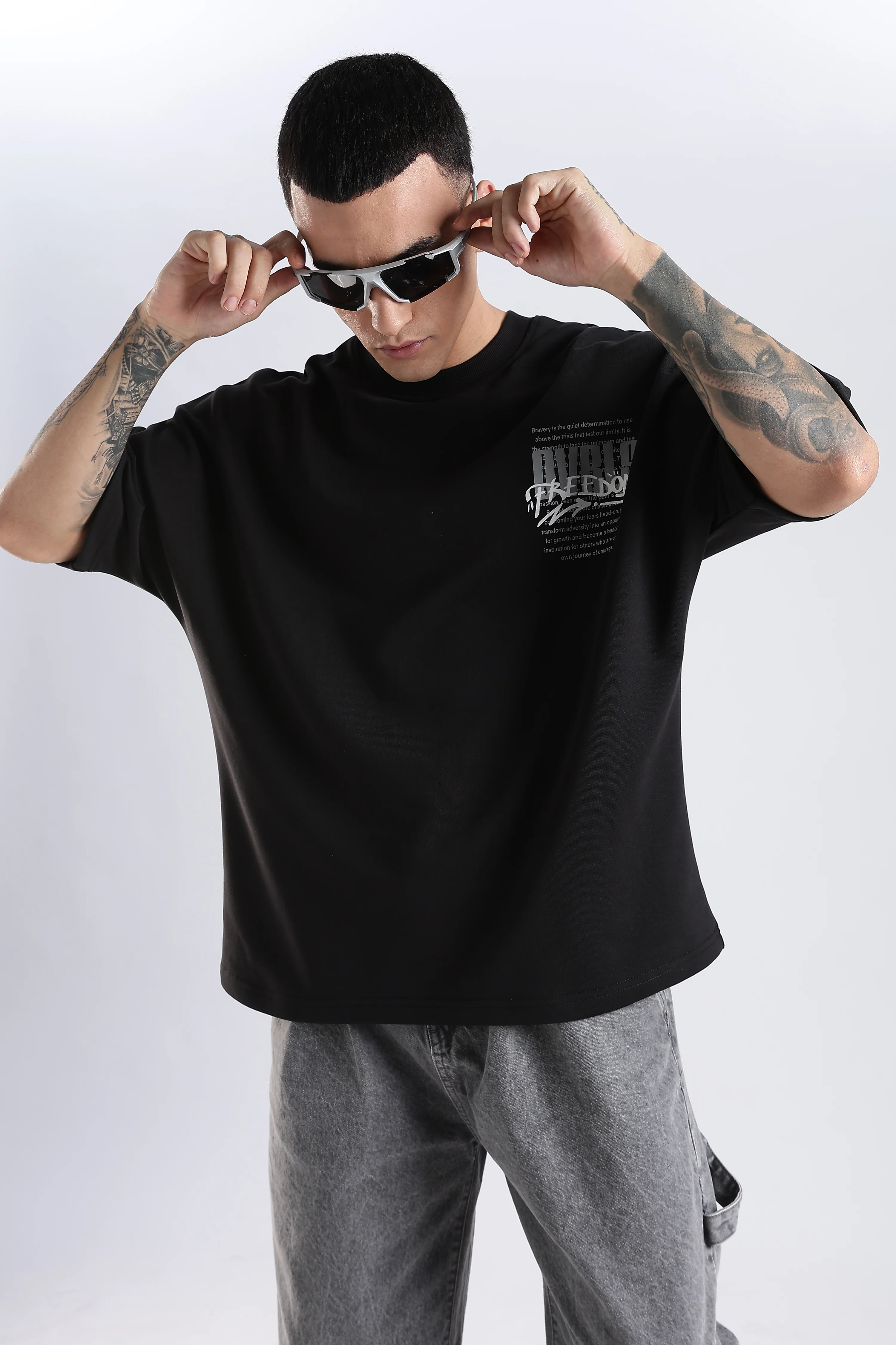 Freedom Graffiti Black Oversized Fit T-Shirt - Image 15