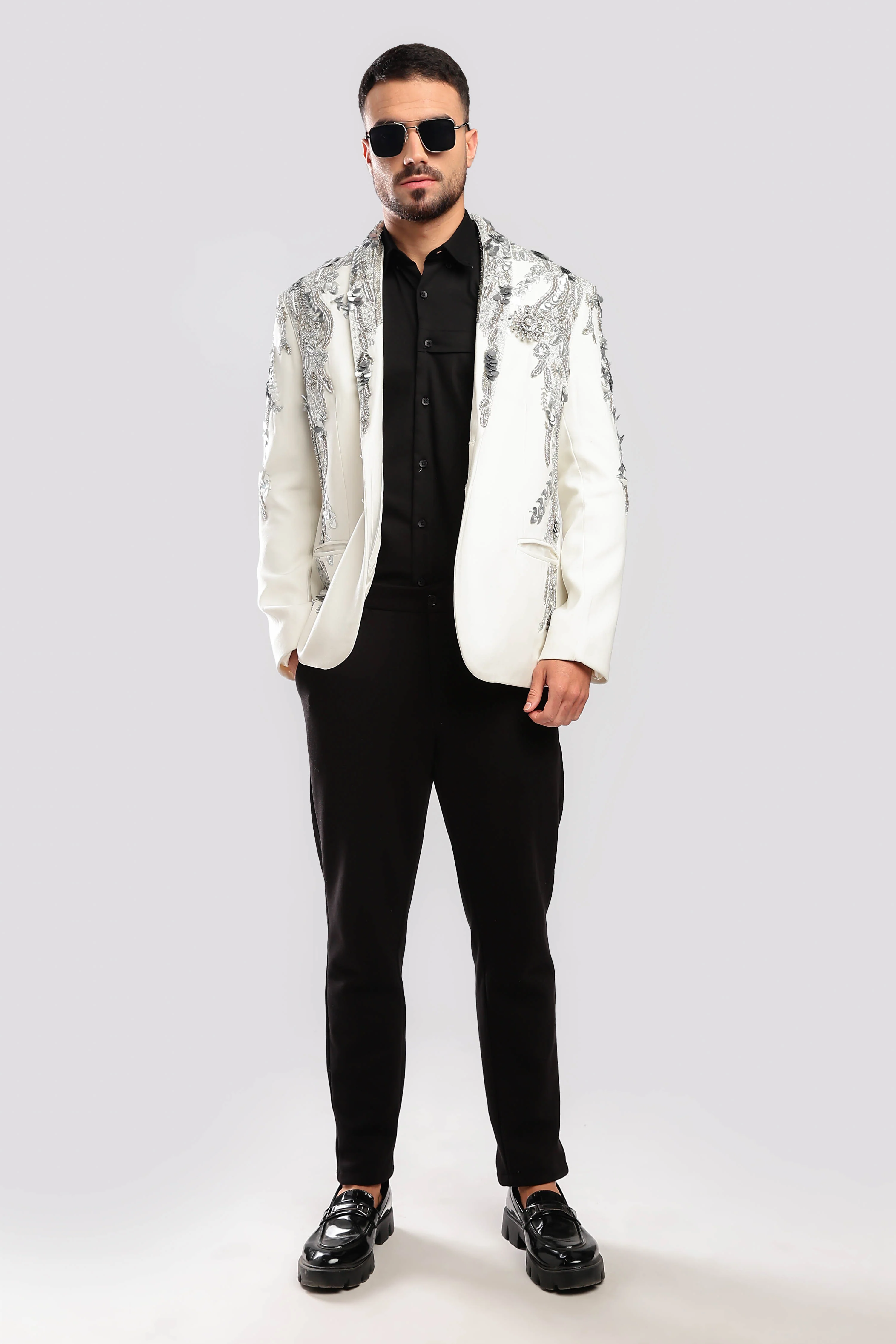 Gilded Inlay Zardozi Suit - Image 15