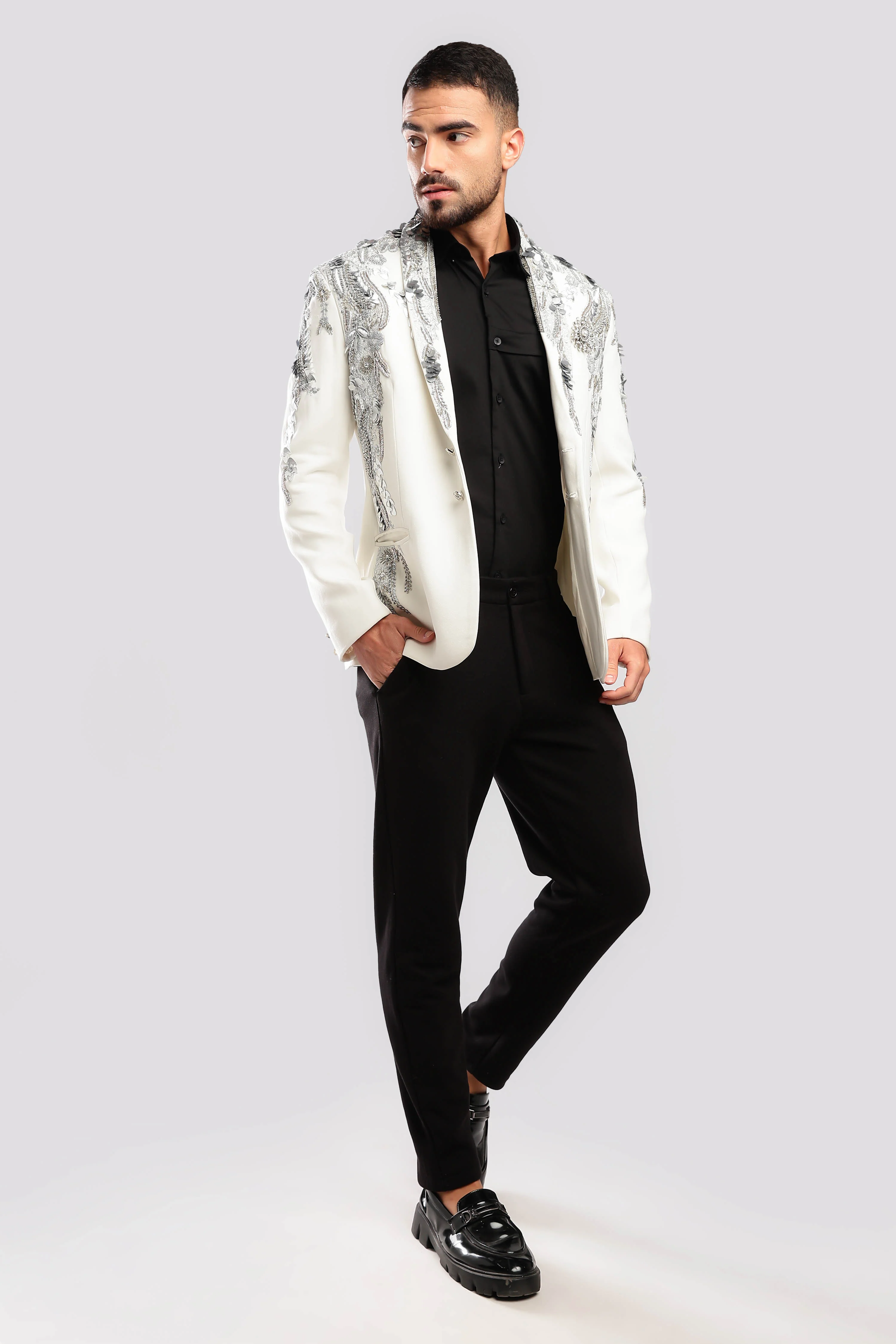 Gilded Inlay Zardozi Suit - Image 9