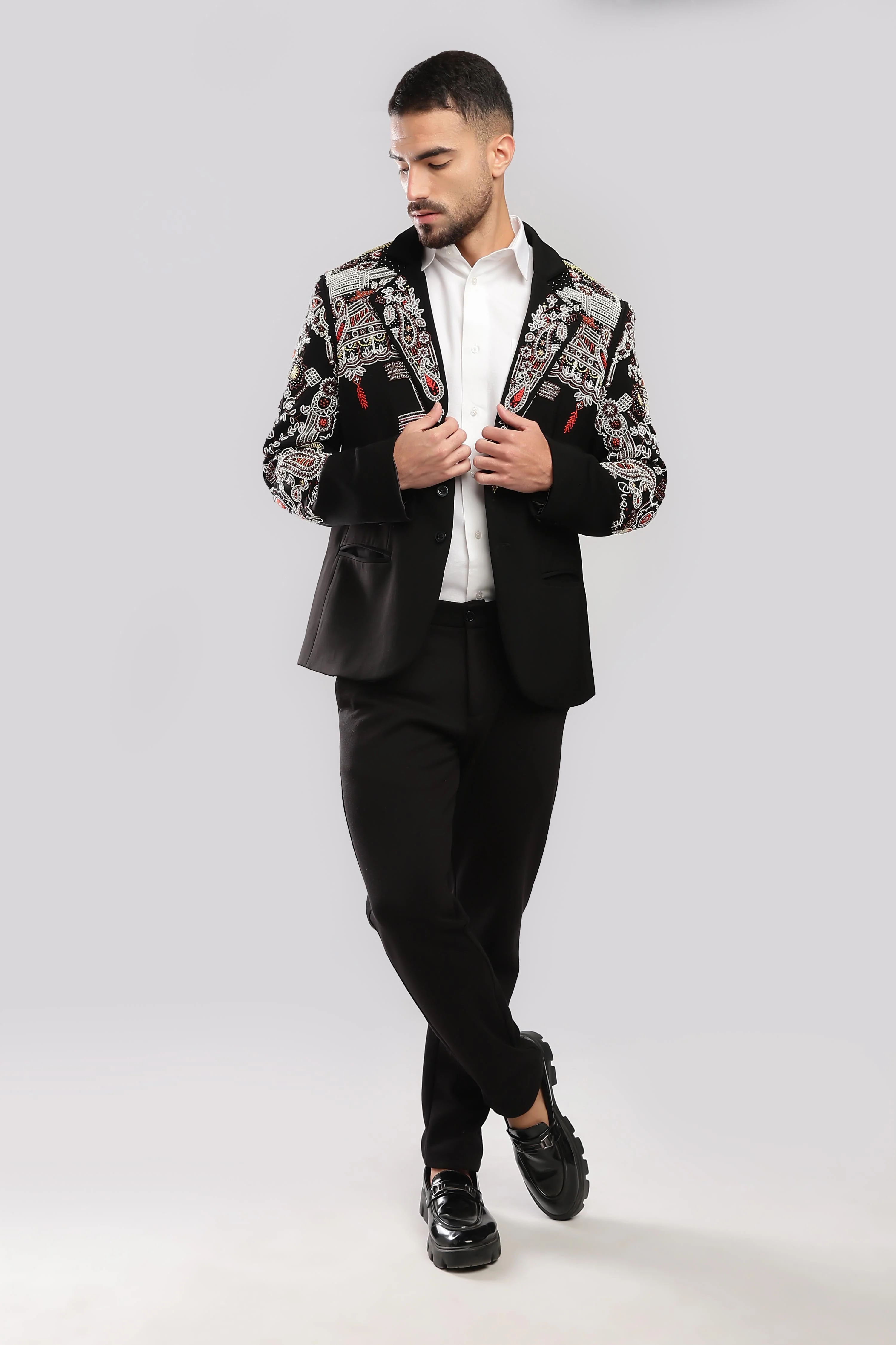 Rabari Suit - Image 17