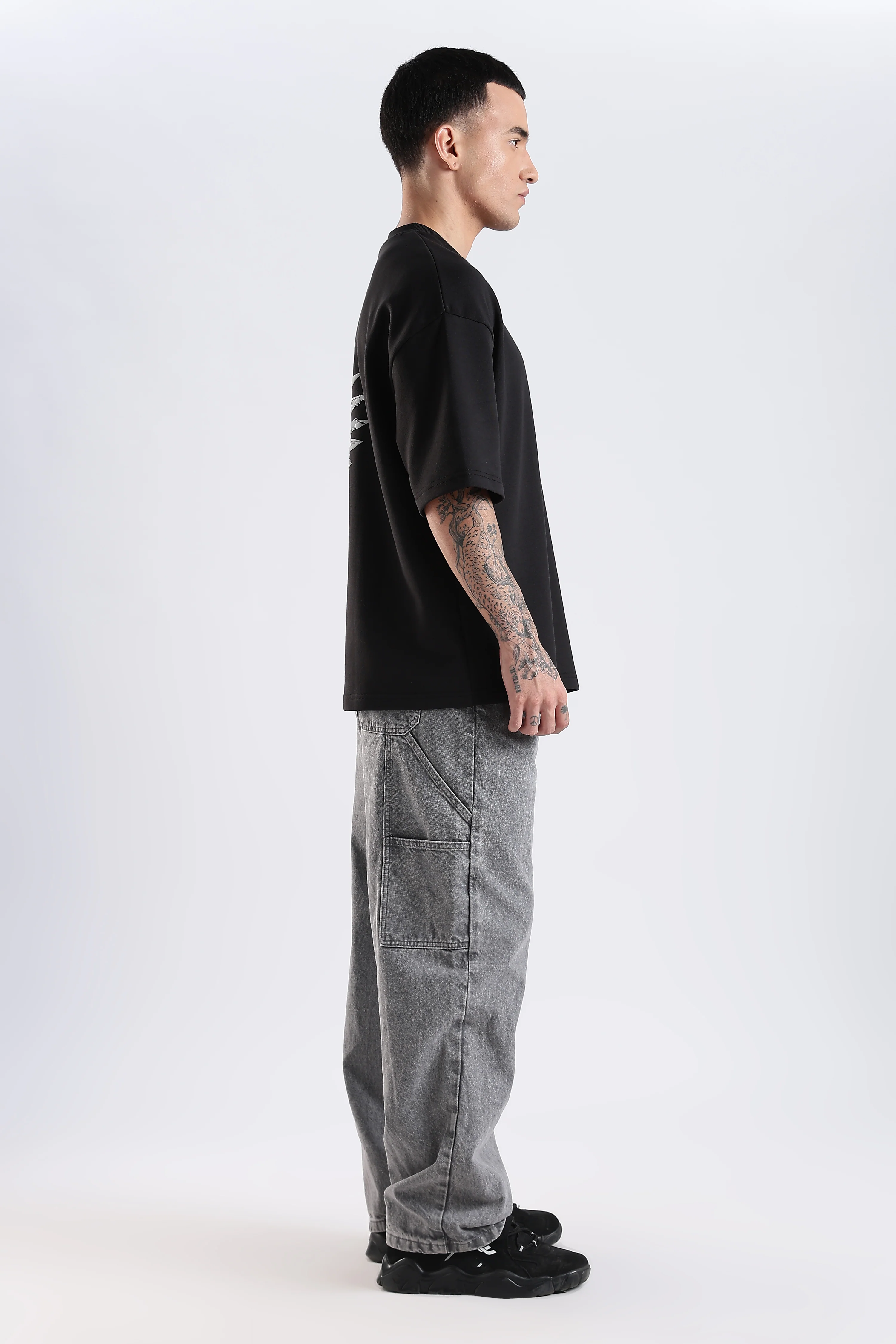 Shield Wings Black Oversized Fit T-Shirt - Image 9