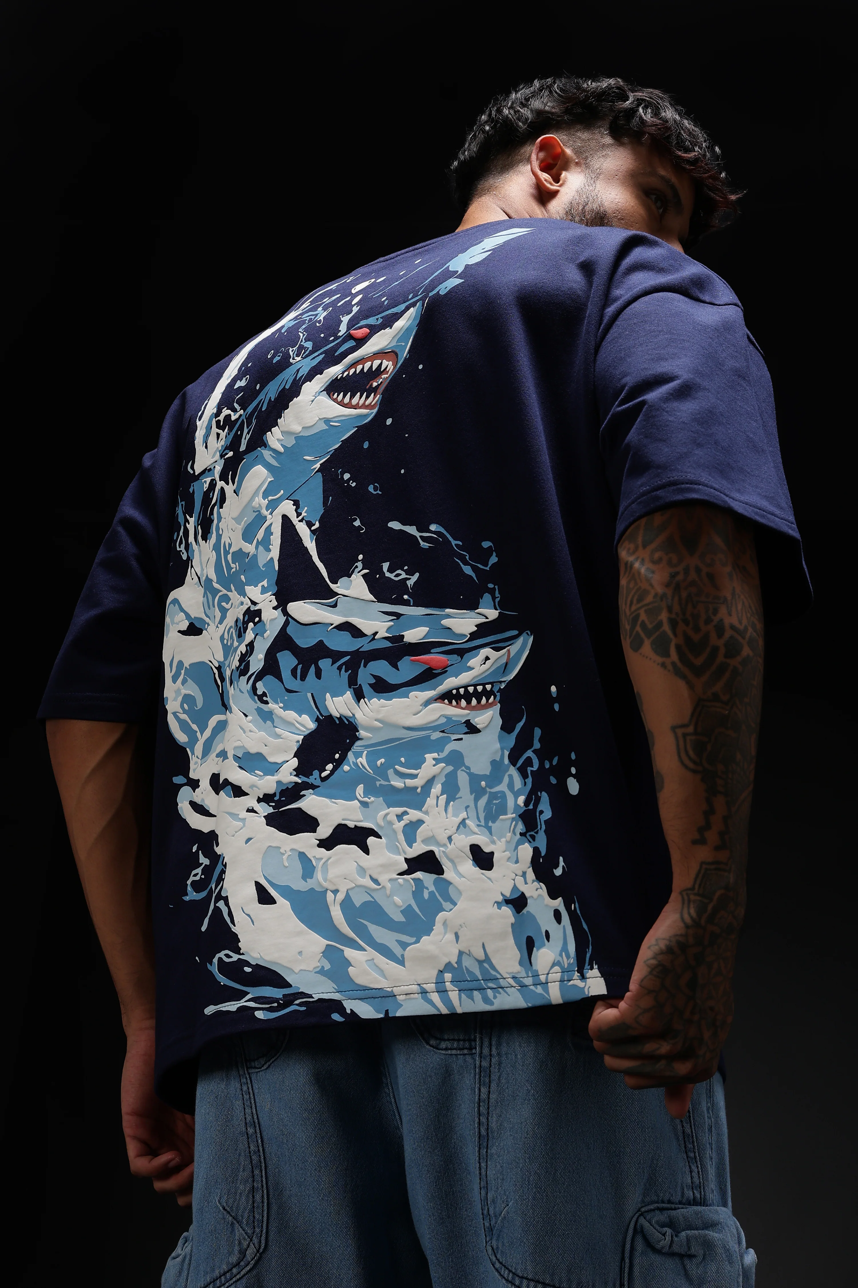 Wave Hunter Oversized T-shirt - Image 9